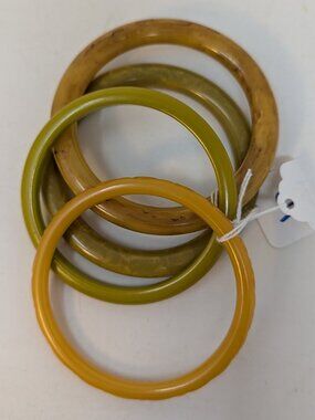 Set of 4 Fabulous Art Deco Bakelite slip-on bangle bracelets in golds and greens